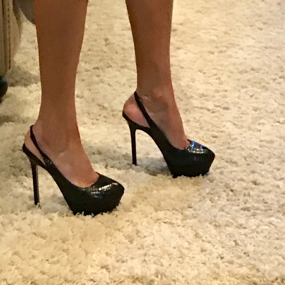 Bebe Black Snake Texture Slingbacks